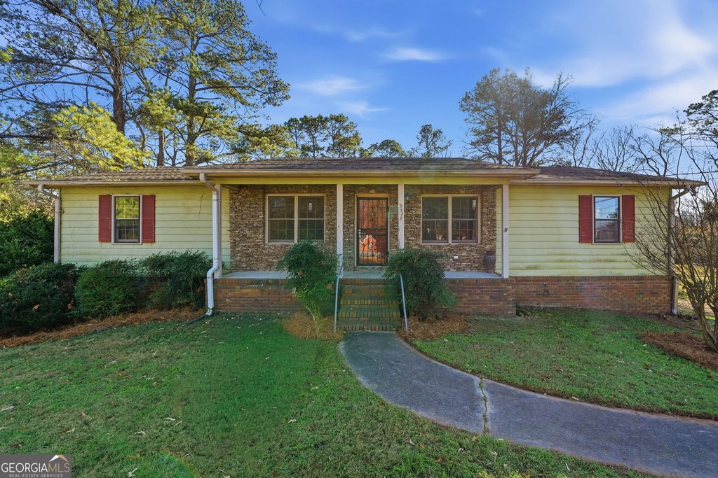 Photo of 2272 Stoney Ford Drive NE, Marietta, GA 30066 (MLS # 10659147)