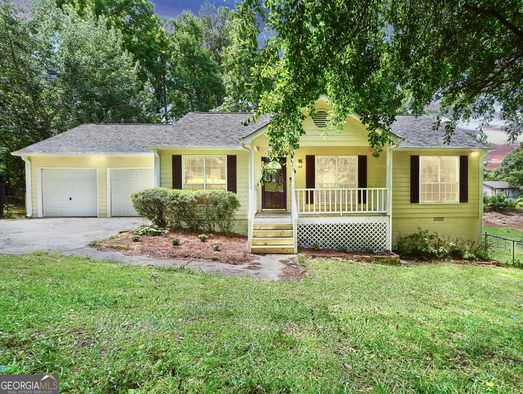 Photo of 243 Mimosa Lane, Stockbridge, GA 30281 (MLS # 10787911)