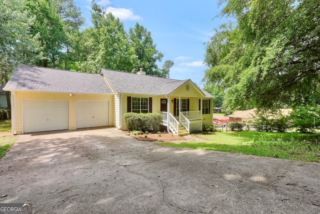 Photo of 243 Mimosa Lane, Stockbridge, GA 30281 (MLS # 10787911)