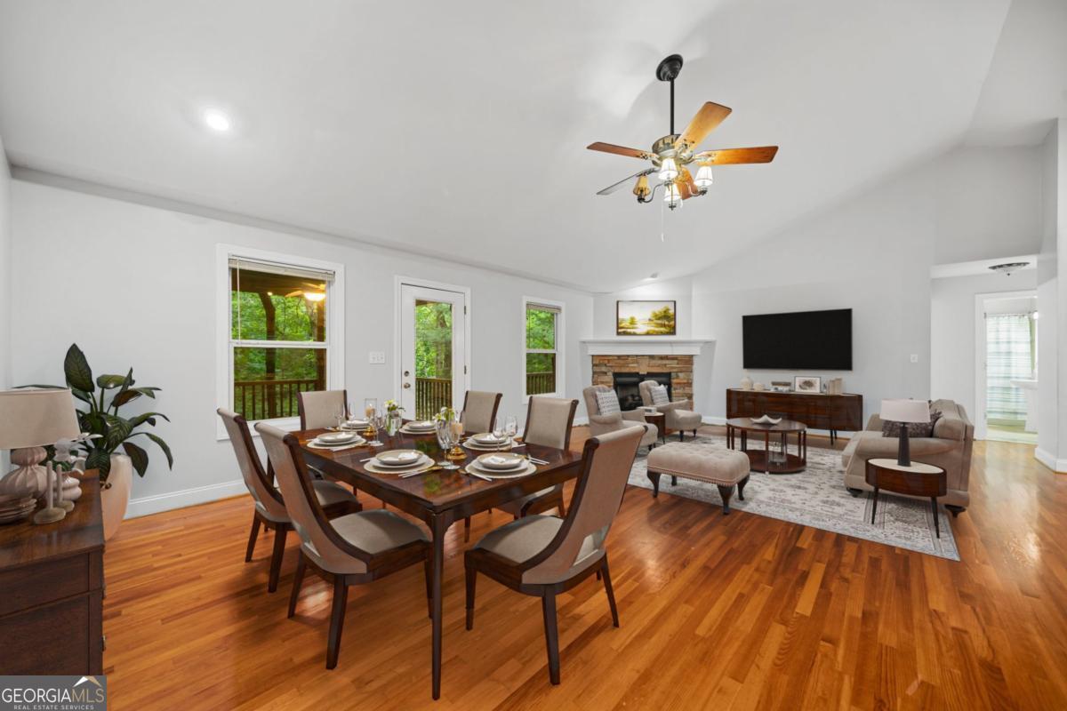 65 Dogwood LN
