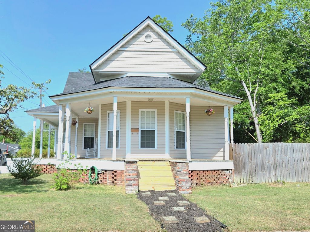 Photo of 225 N Kennedy Street, Metter, GA 30439 (MLS # 10741082)