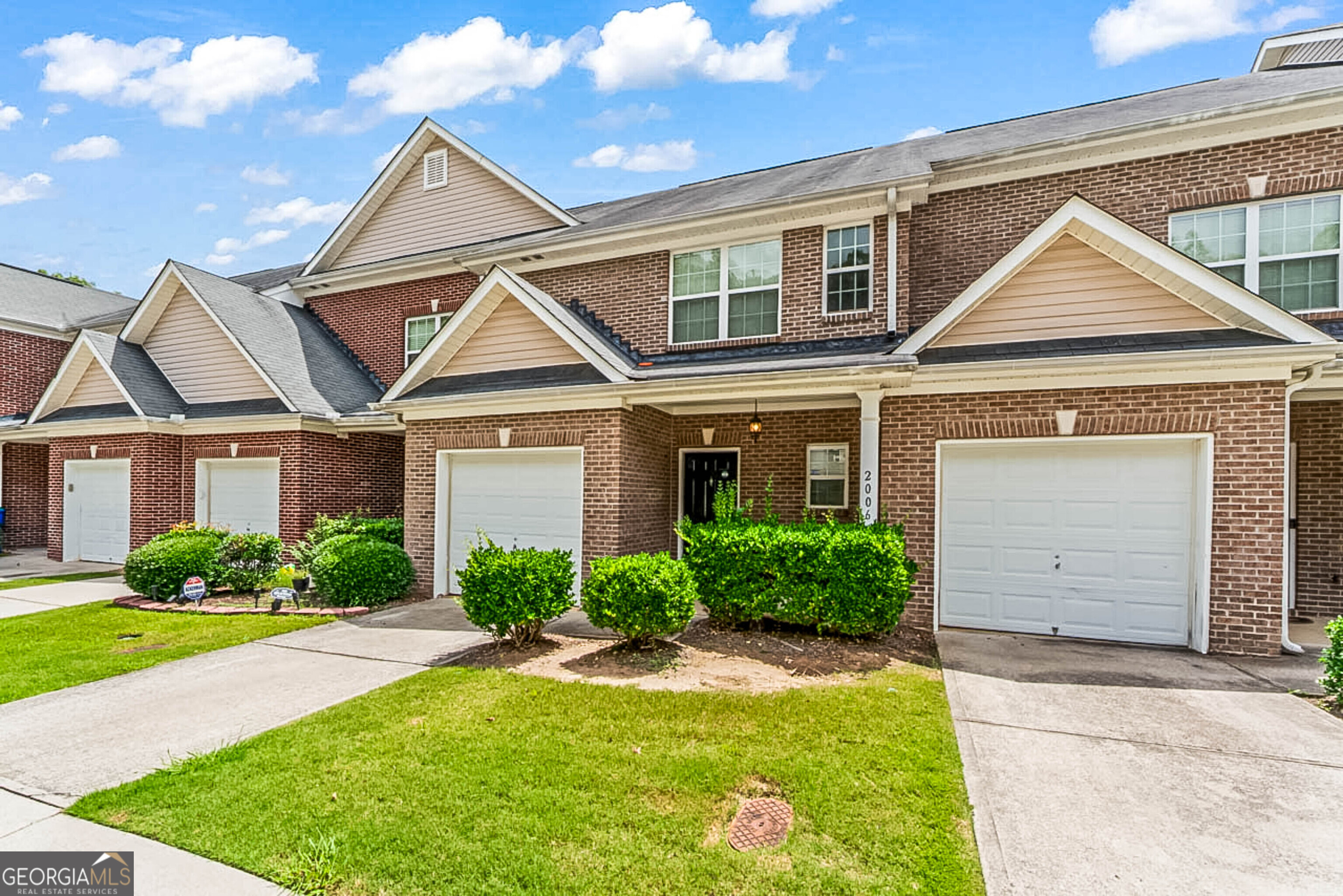 2555 Flat Shoals RD 2006