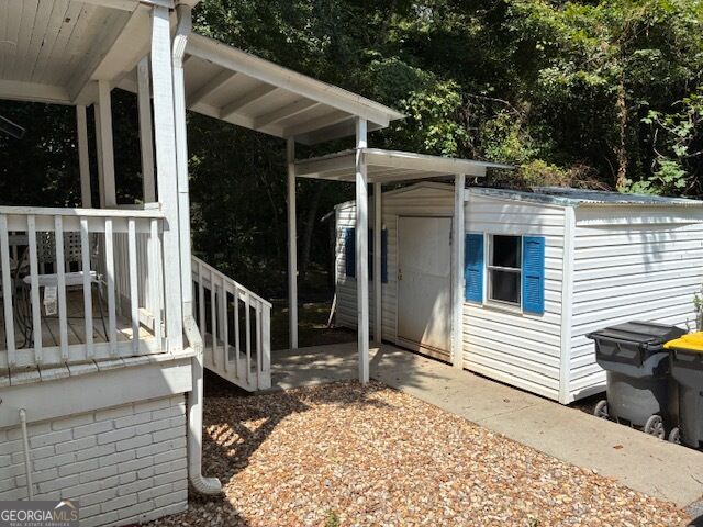 570 Lanier AVE E