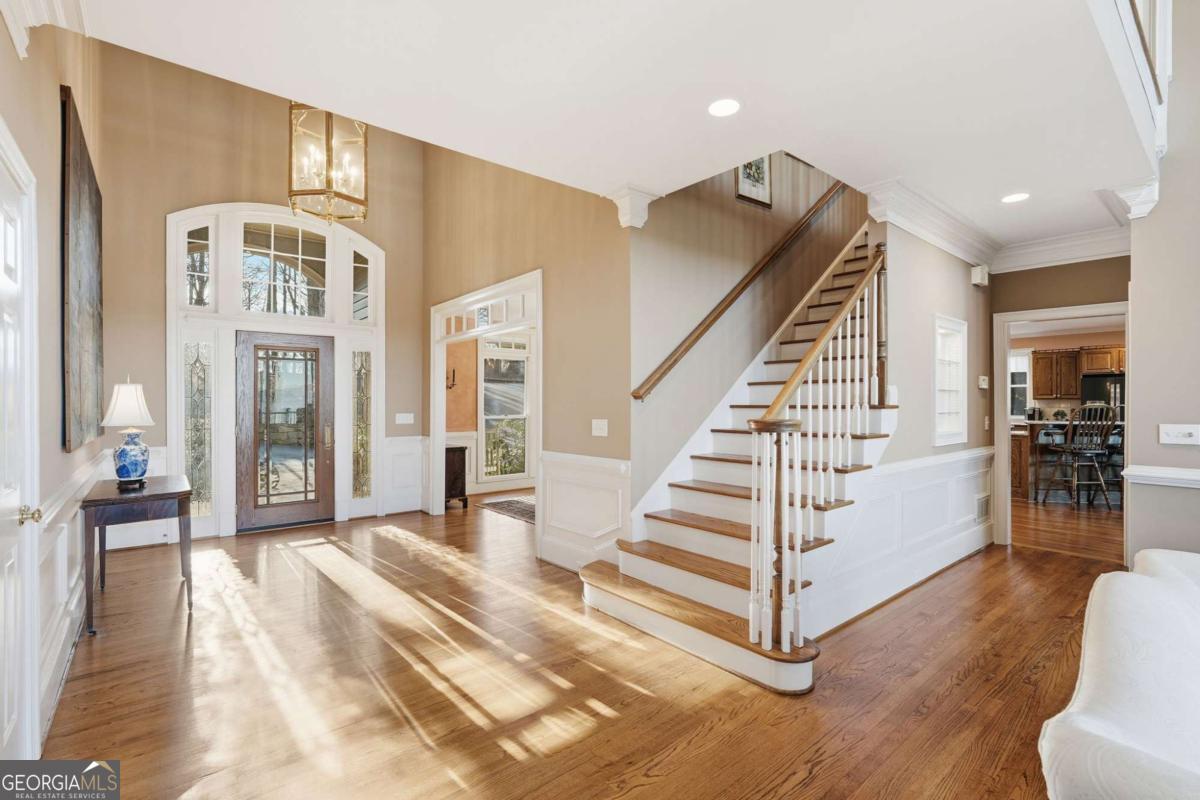 352 Sanderlin Mtn DR