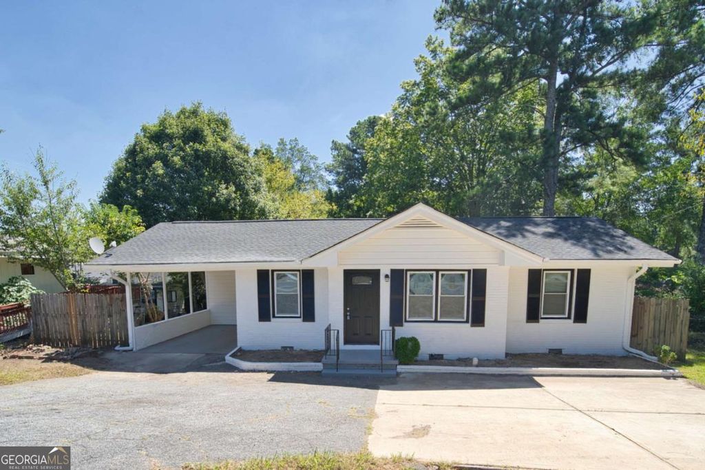 Photo of 1809 AUSTELL Road SW, Marietta, GA 30008 (MLS # 10675338)