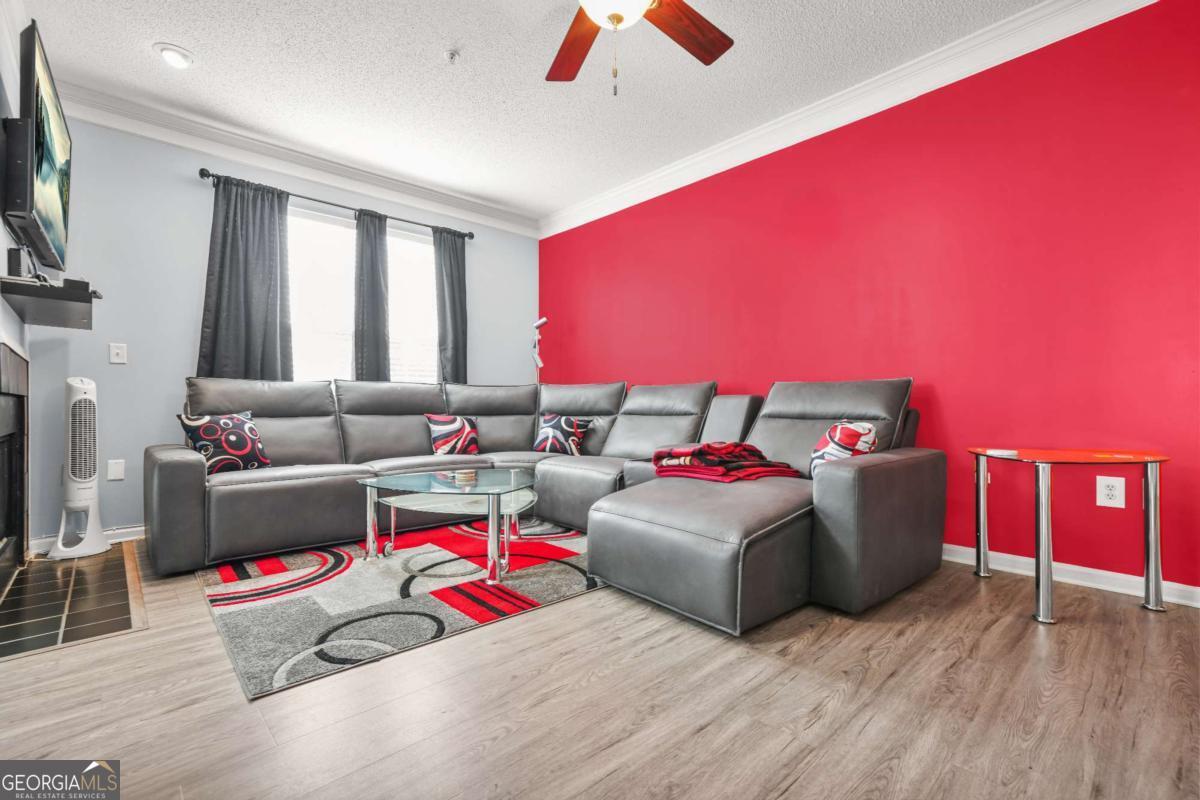 10 Perimeter Summit BR NE 2312