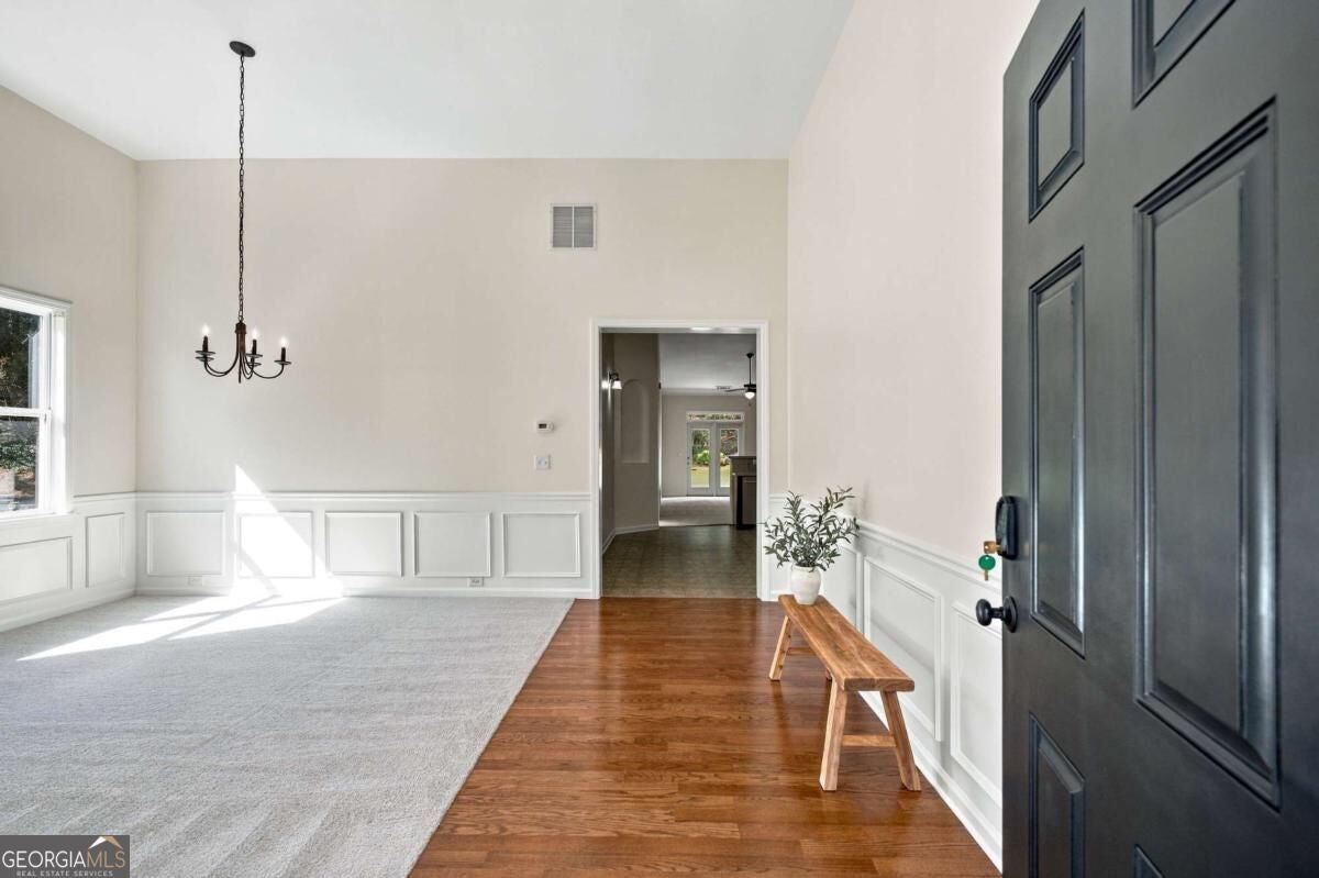 408 Pine Log CT