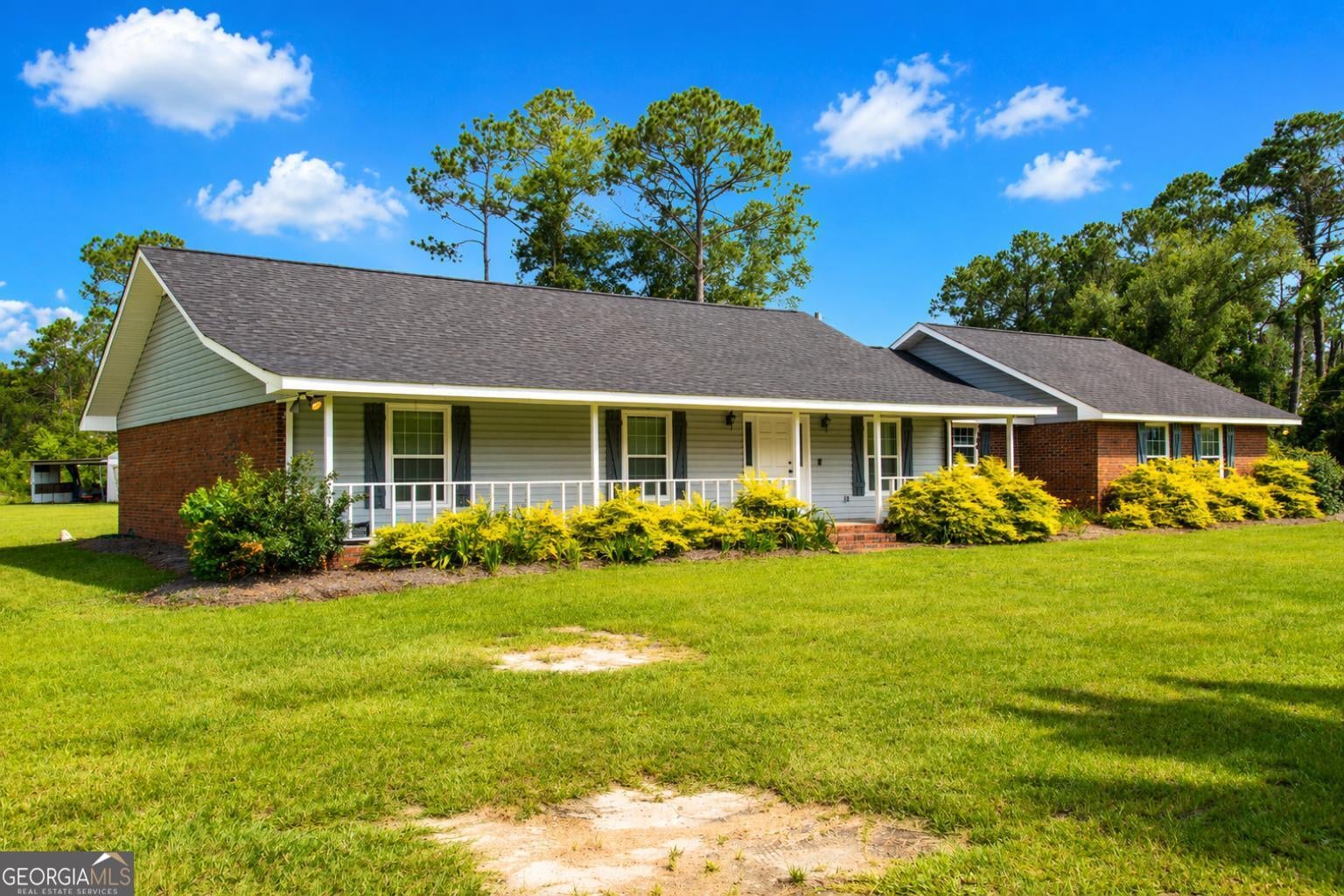 1194 Blackshear Hwy