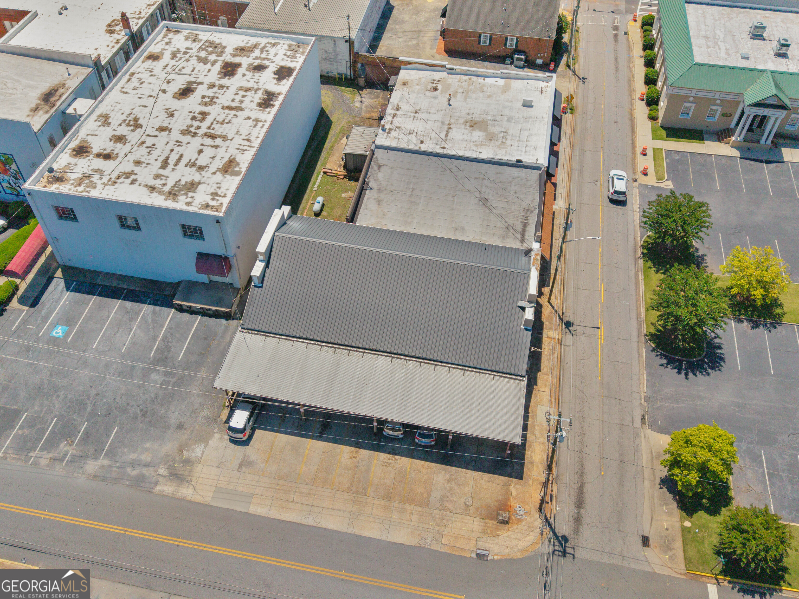 120 W Thompson ST