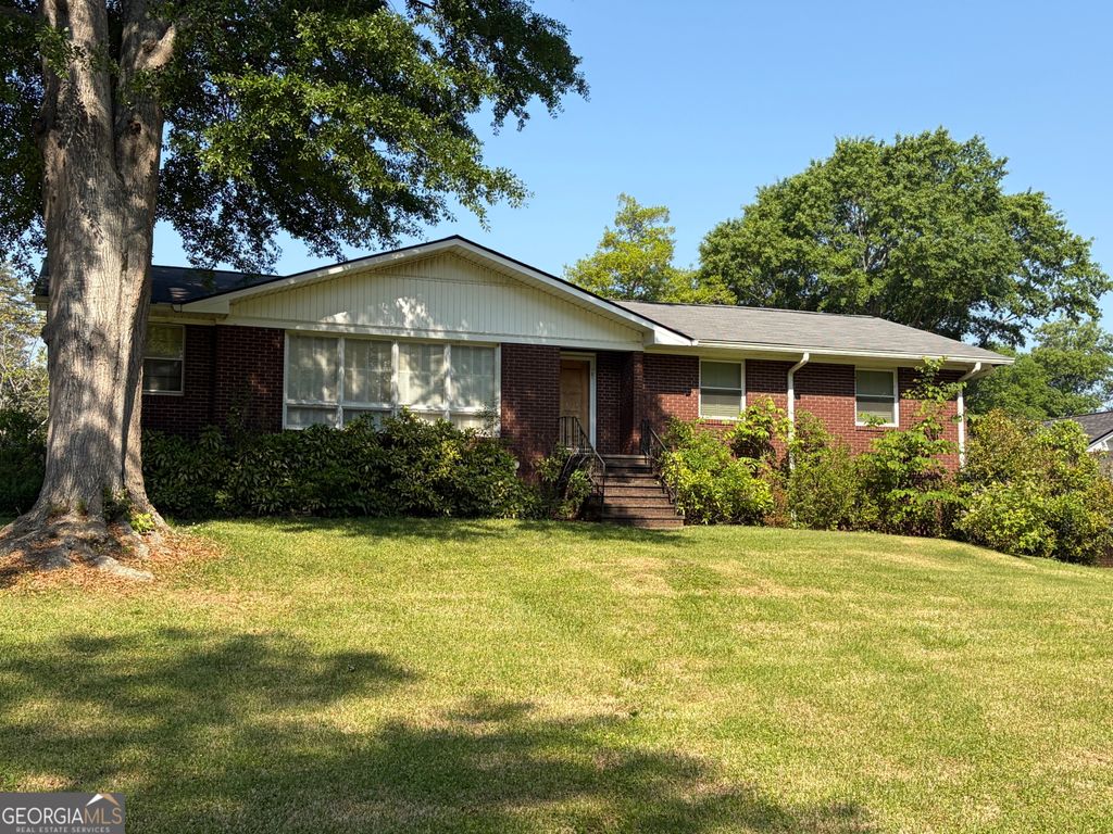 Photo of 701 Oakcrest Drive, Rockmart, GA 30153 (MLS # 10740118)