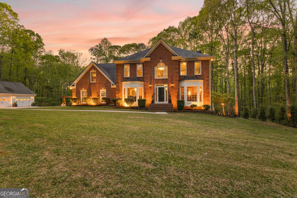 Photo of 150 S Kite Lake Road, Fayetteville, GA 30214 (MLS # 10679911)