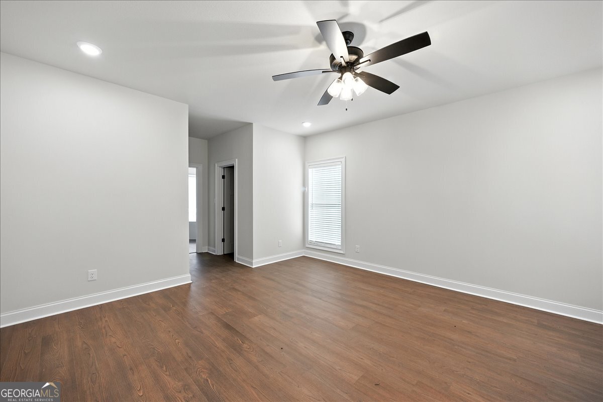 279 River North BLVD