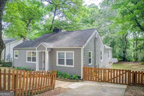 Photo of 1902 Canterbury Street, Decatur, GA 30032 (MLS # 10613383)