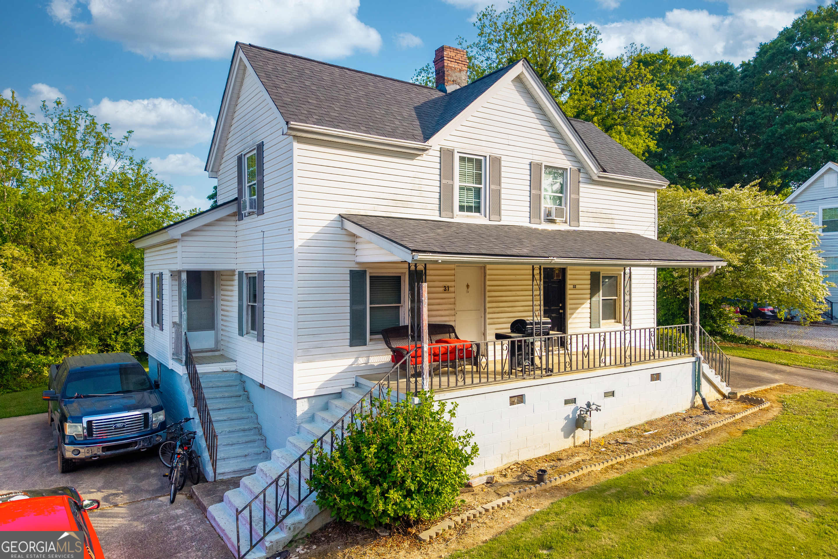 31 Myrtle ST SE