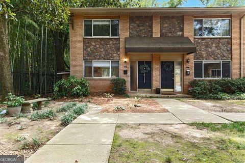 Photo of 100 Biscayne Drive NW #C1, Atlanta, GA 30309 (MLS # 10544816)