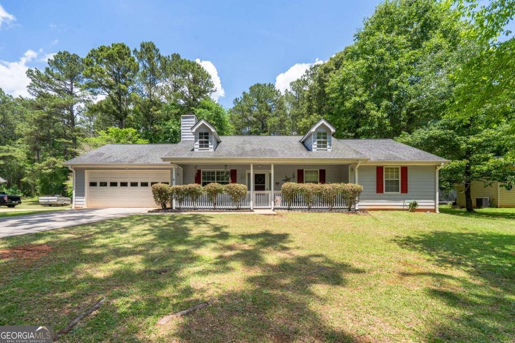Photo of 150 Willow Shoals Drive, Covington, GA 30016 (MLS # 10772030)