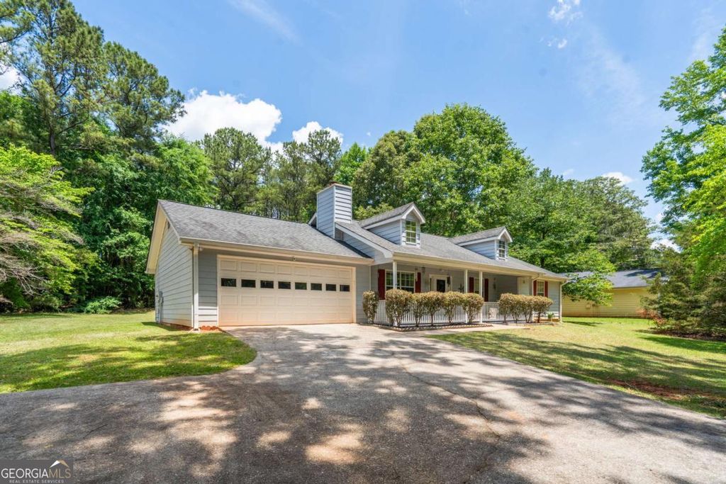 Photo of 150 Willow Shoals Drive, Covington, GA 30016 (MLS # 10772030)
