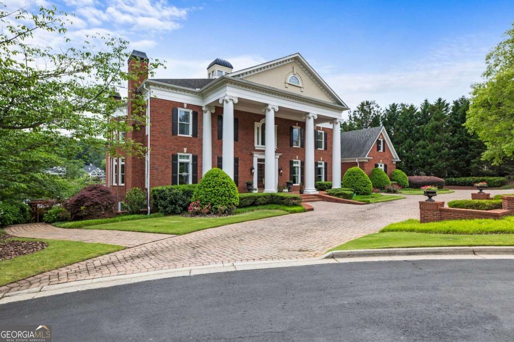 Photo of 1075 Carnoustie Lane, Alpharetta, GA 30005 (MLS # 10624692)