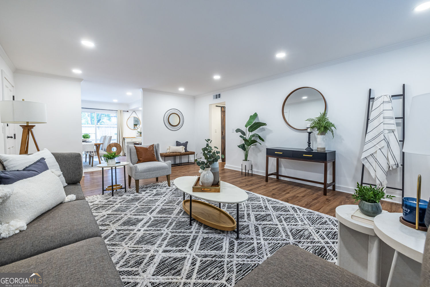 115 Biscayne DR NW F10