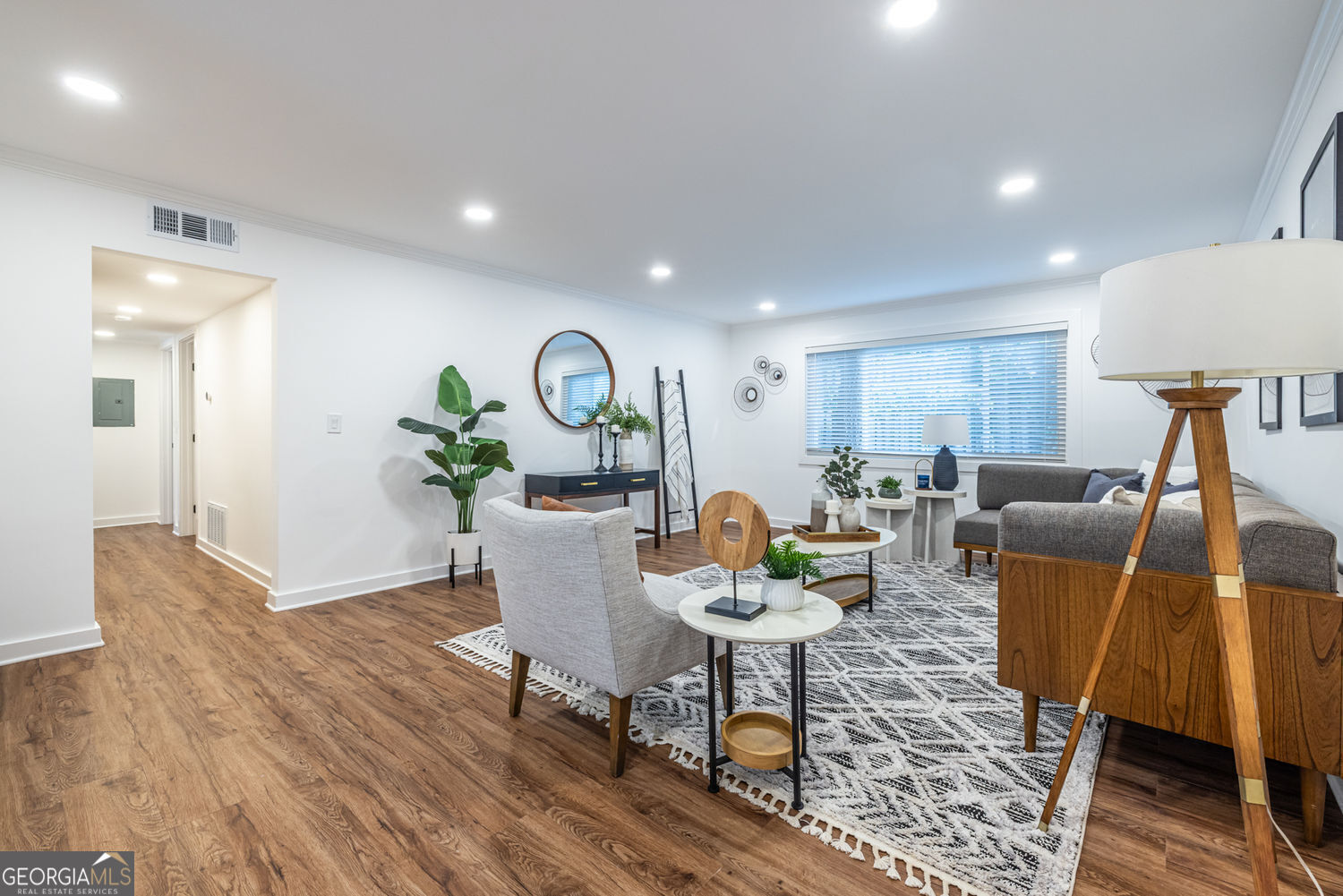 115 Biscayne DR NW F10