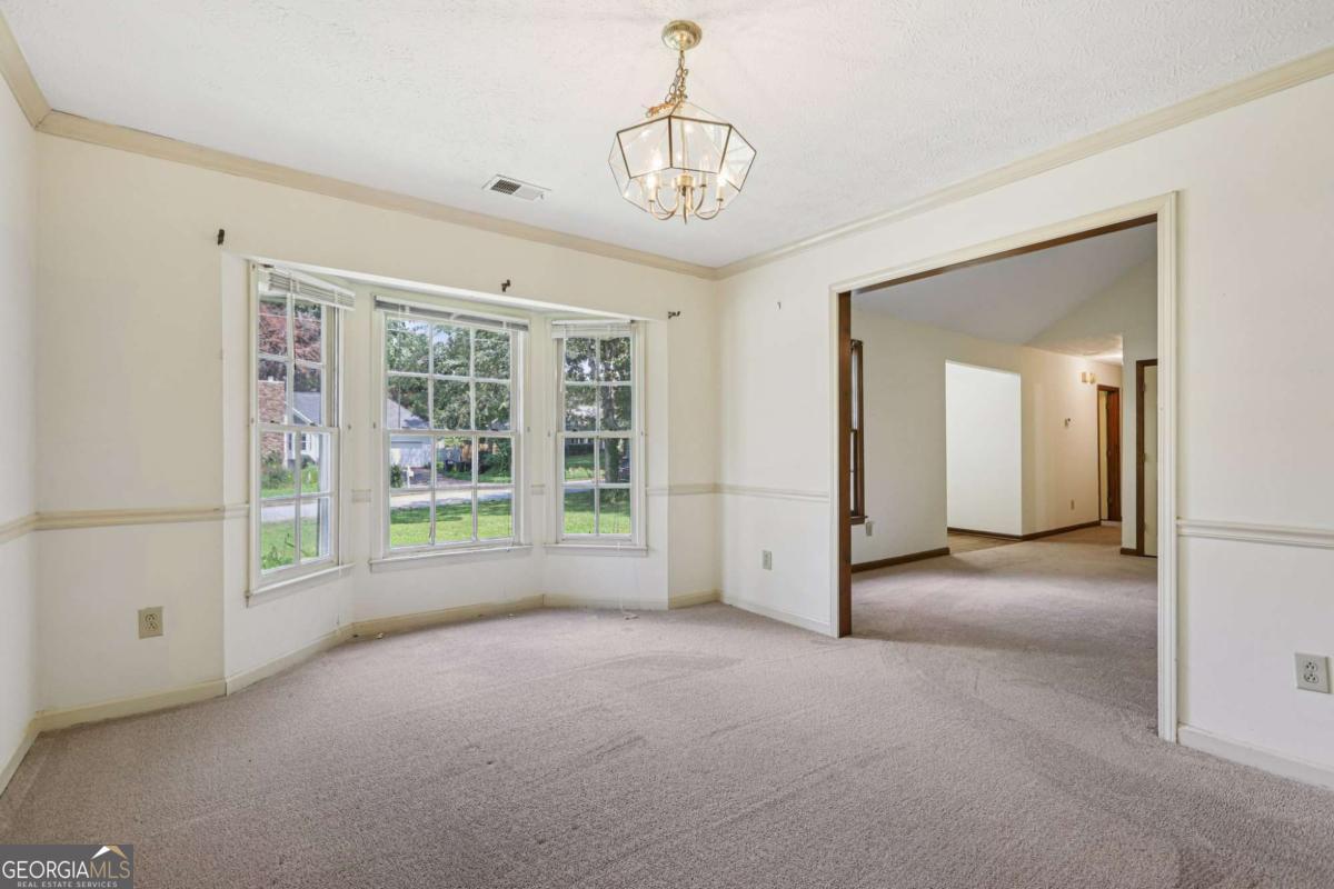 1563 Edinboro DR