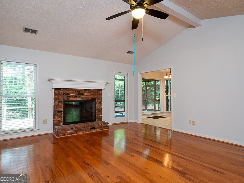 3177 Westfield WAY NE