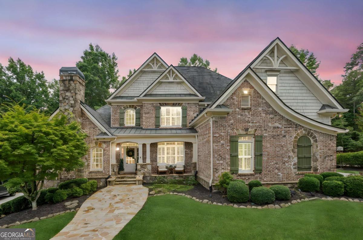 3088 Hidden Falls DR