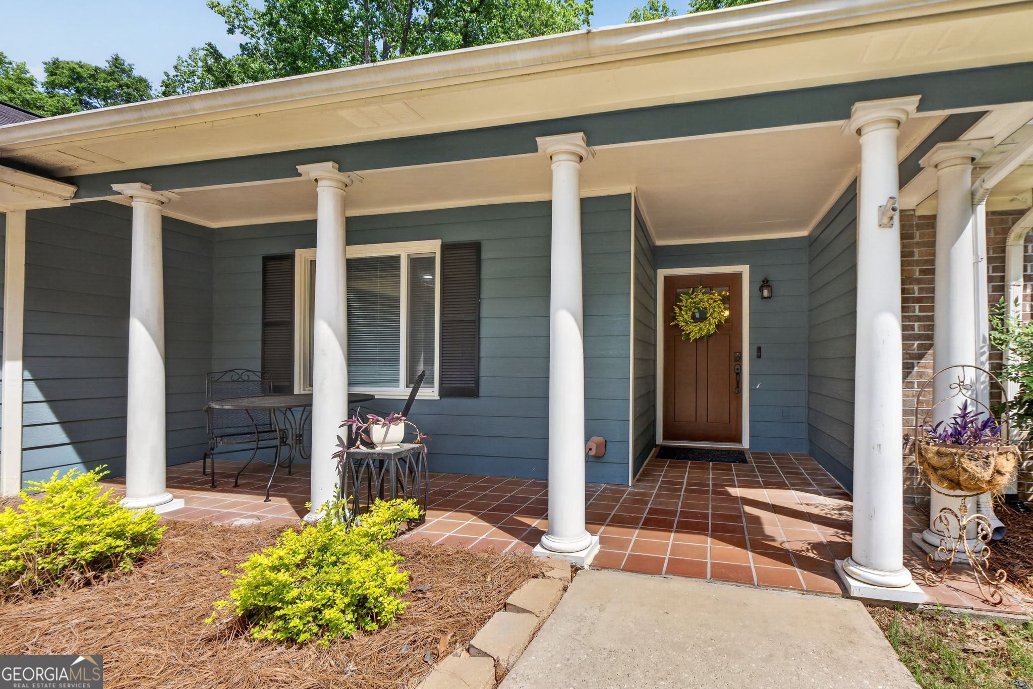 318 Summer PL