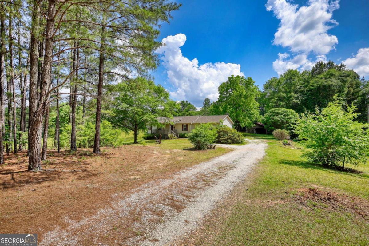 2643 Macedonia RD