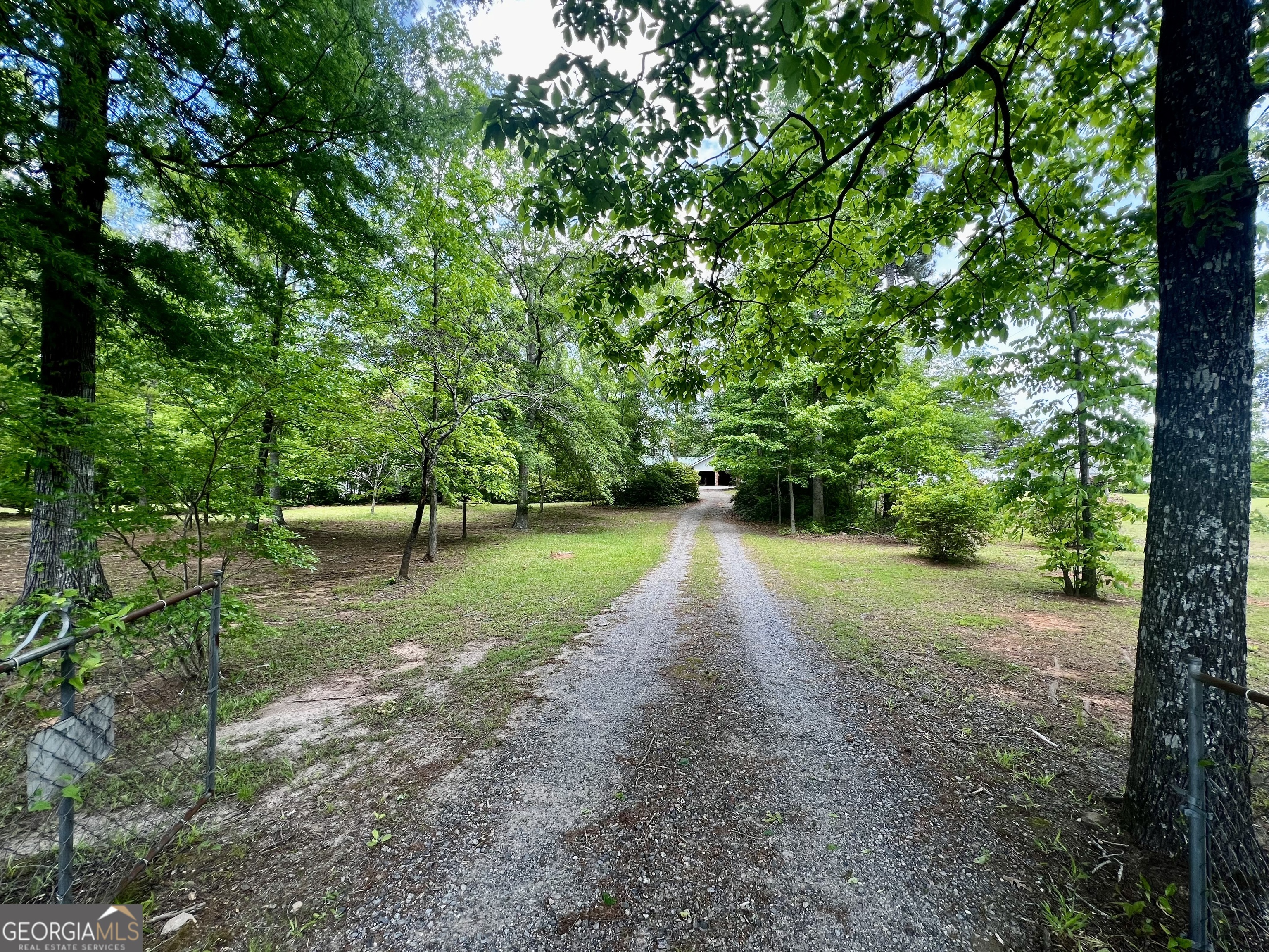 347 Highway 18 E