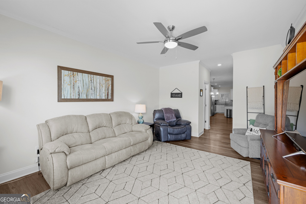 114 Magnolia PL