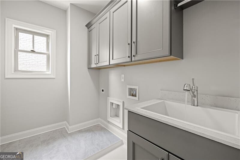 Tucker, Georgia 30084, United States, 5 Bedrooms Bedrooms, ,6 BathroomsBathrooms,Residential,Pending,41865