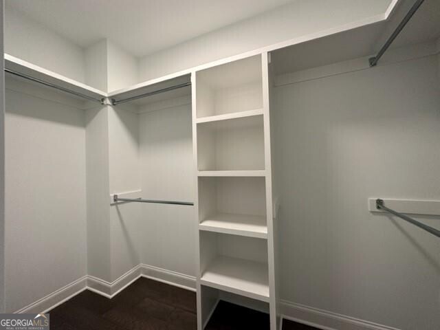 Tucker, Georgia 30084, United States, 5 Bedrooms Bedrooms, ,6 BathroomsBathrooms,Residential,Pending,41865