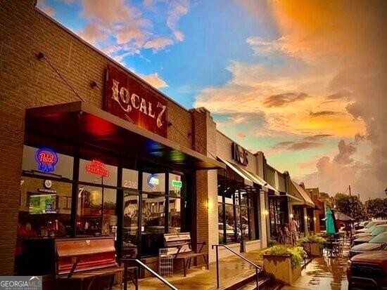 Tucker, Georgia 30084, United States, 5 Bedrooms Bedrooms, ,6 BathroomsBathrooms,Residential,Pending,41865