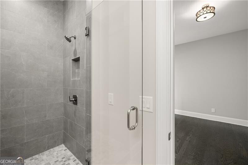 Tucker, Georgia 30084, United States, 5 Bedrooms Bedrooms, ,6 BathroomsBathrooms,Residential,Pending,41865