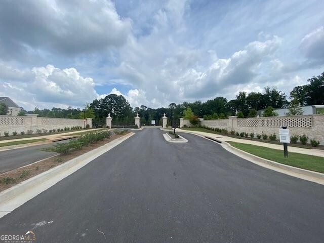 Tucker, Georgia 30084, United States, 5 Bedrooms Bedrooms, ,6 BathroomsBathrooms,Residential,Pending,41865