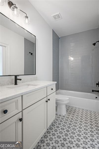 Tucker, Georgia 30084, United States, 5 Bedrooms Bedrooms, ,6 BathroomsBathrooms,Residential,Pending,41865