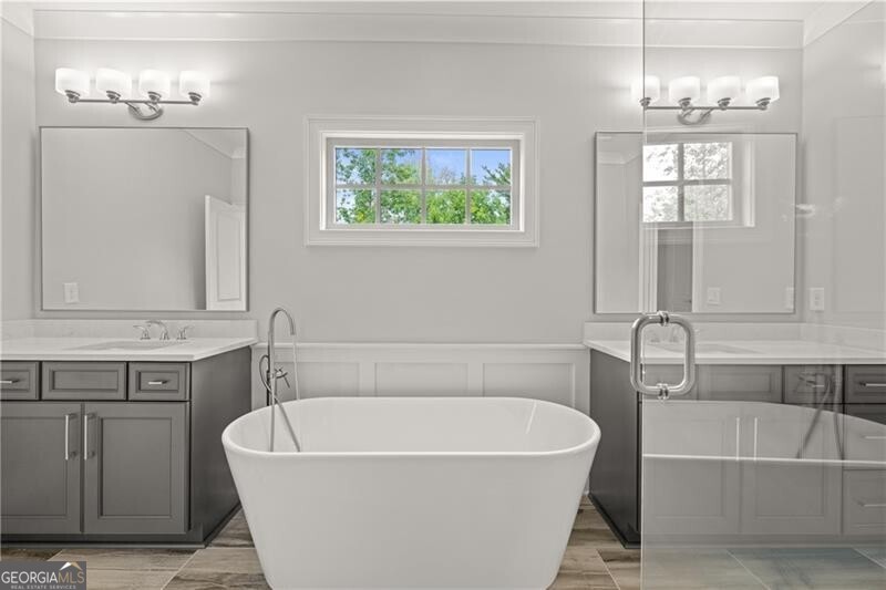 Tucker, Georgia 30084, United States, 5 Bedrooms Bedrooms, ,6 BathroomsBathrooms,Residential,Pending,41865