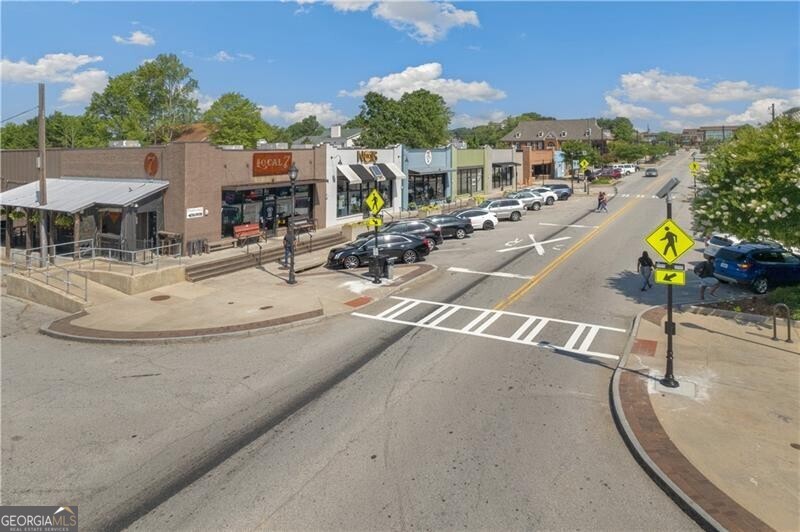 Tucker, Georgia 30084, United States, 5 Bedrooms Bedrooms, ,6 BathroomsBathrooms,Residential,Pending,41865