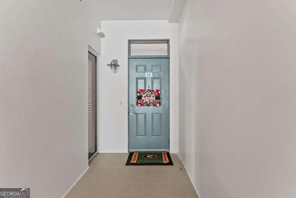 494 Baxter ST 25