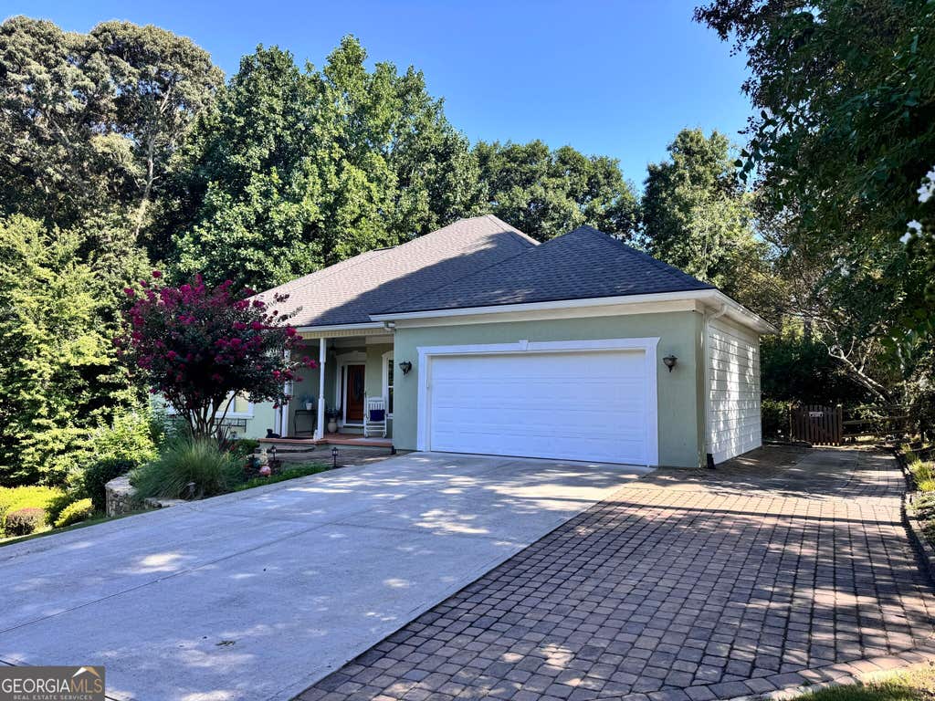 Photo of 2304 Quail Creek Terrace, Buford, GA 30519 (MLS # 10827990)