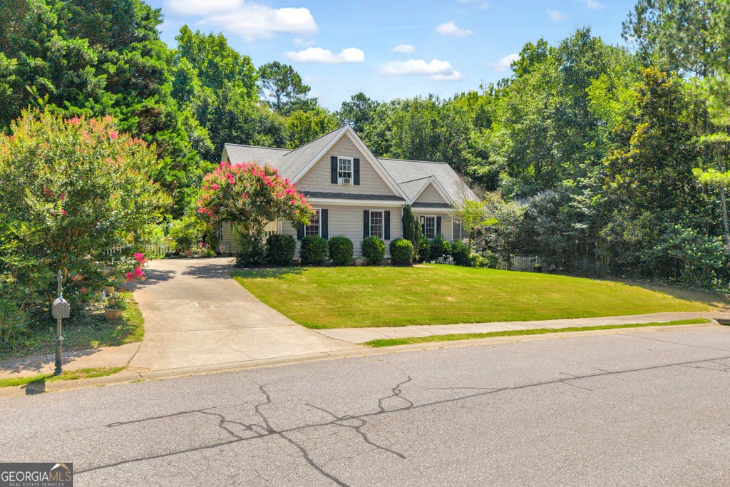Photo of 905 Daisy Lane, Athens, GA 30605 (MLS # 10819185)