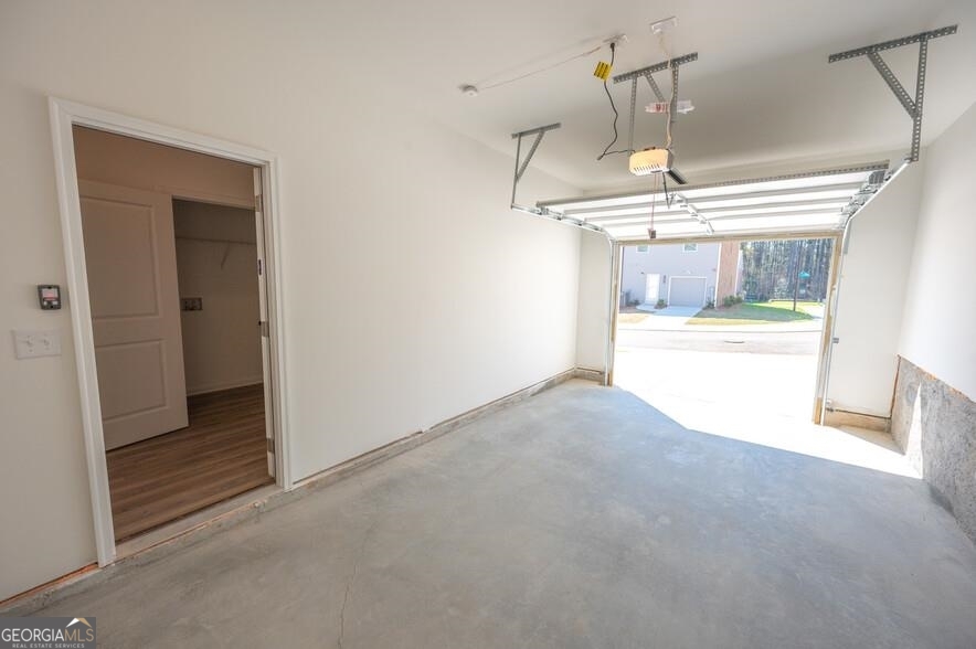 College Park, Georgia 30349, United States, 4 Bedrooms Bedrooms, ,2 BathroomsBathrooms,Residential,Active,86217