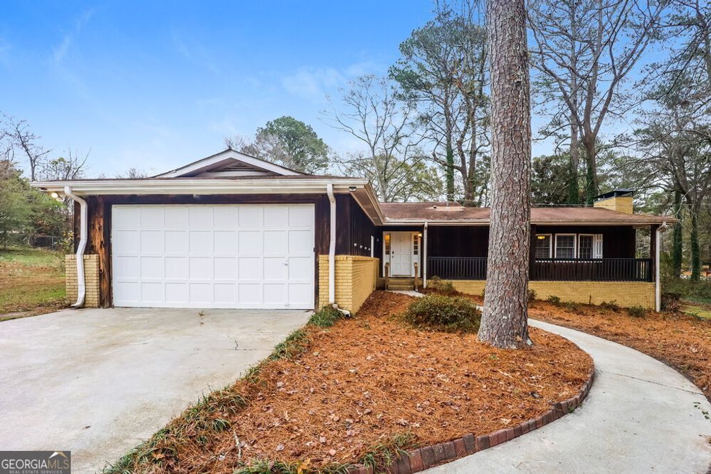 Photo of 2808 Adella Court, Snellville, GA 30078 (MLS # 10654881)