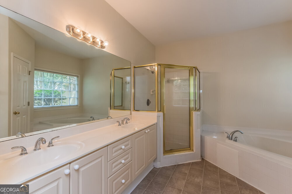 Downing Street Town Center - Residential Lease
