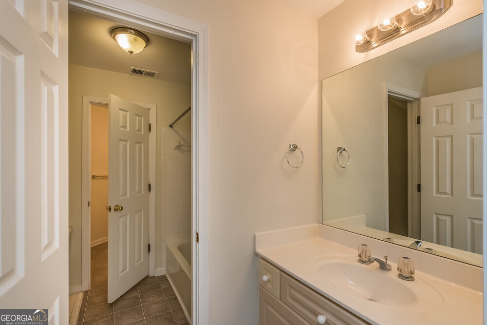 Downing Street Town Center - Residential Lease