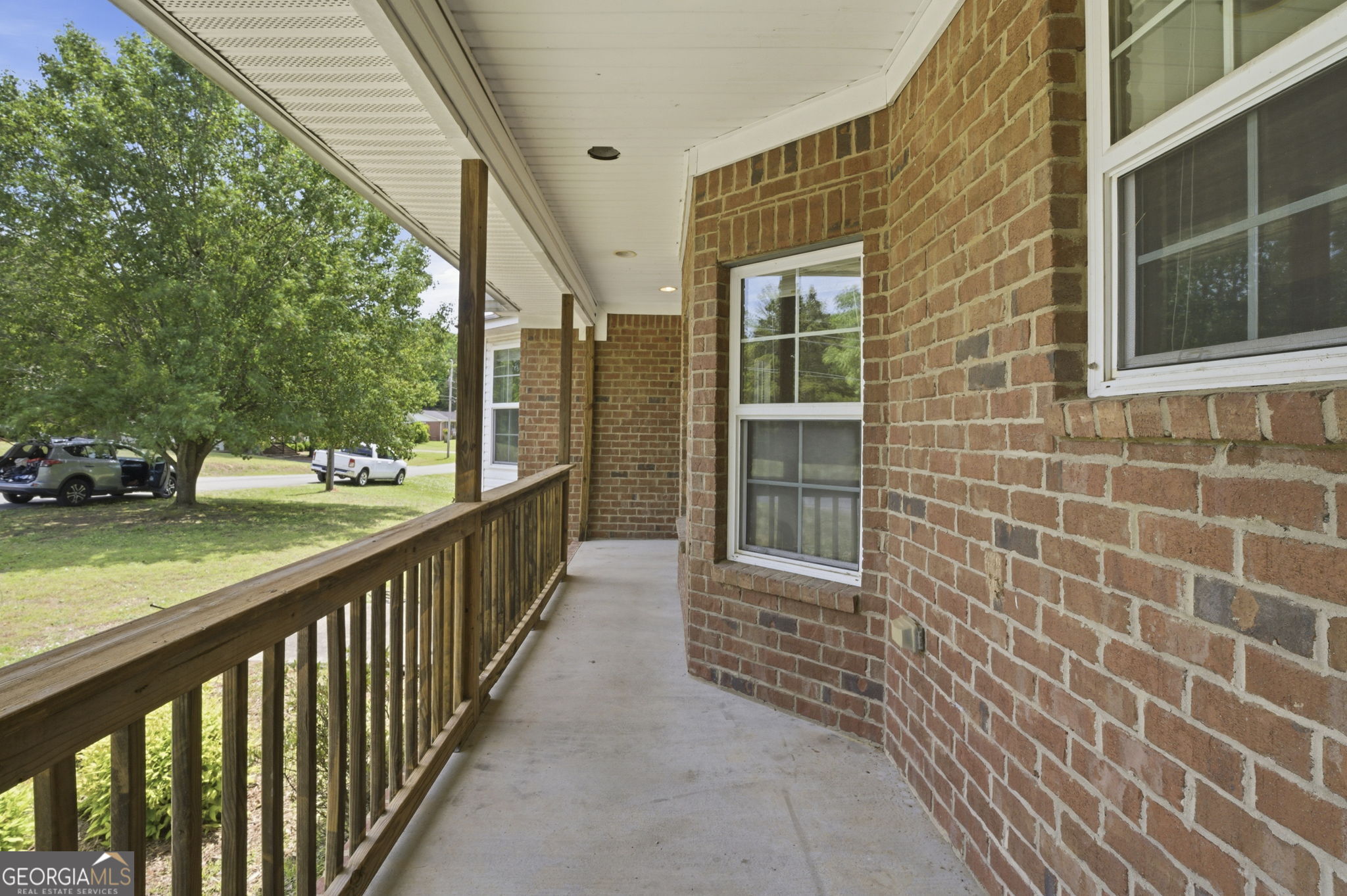 12 Whispering Pines RD NE
