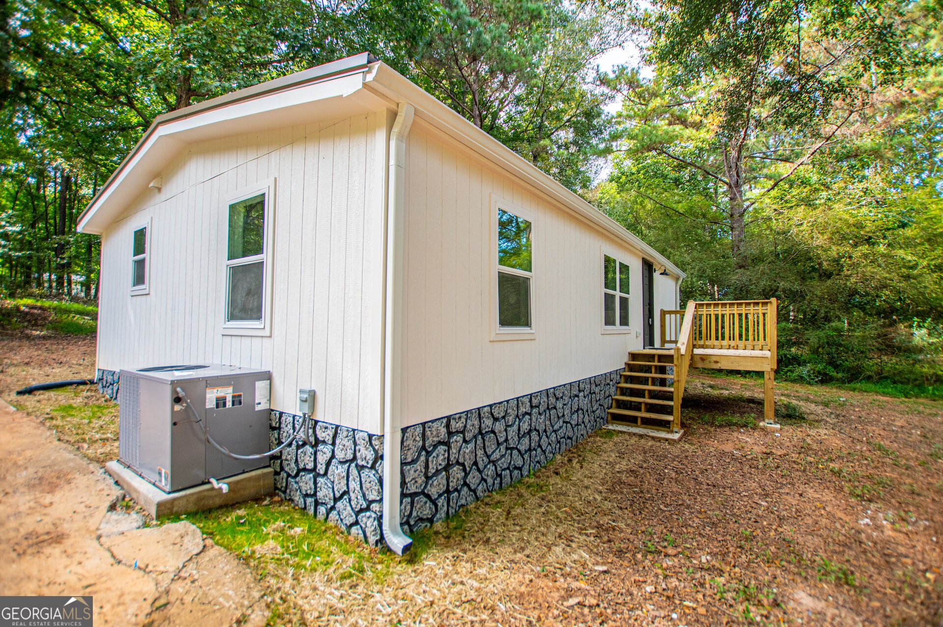 77 Rock Springs Lake DR