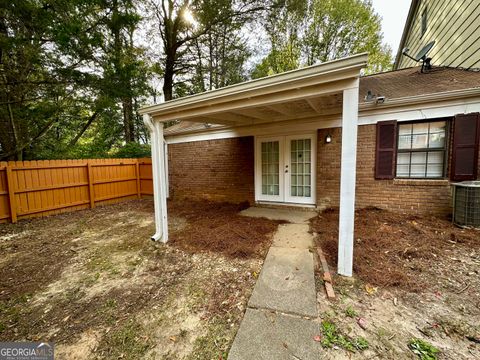 2566 Stratford LN Morrow GA 30260