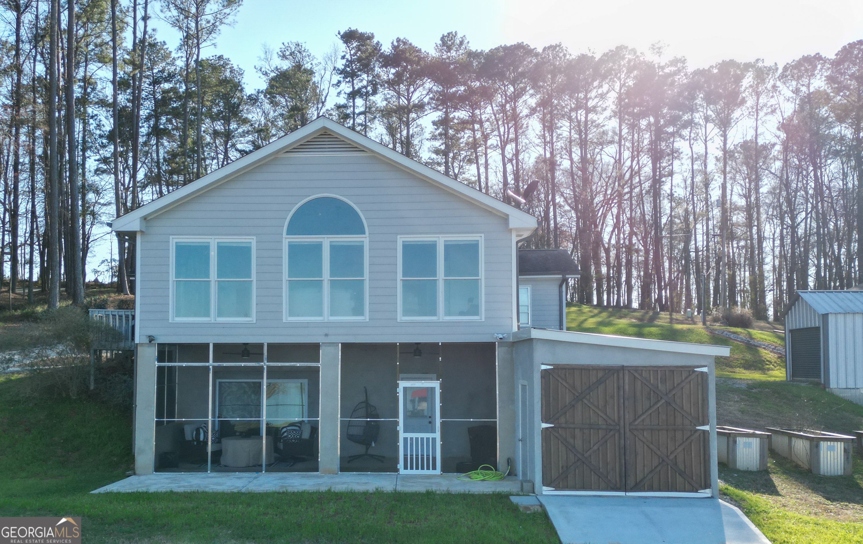 1550 Shady Oaks LN